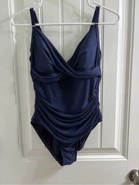 Calvin Klein Navy Ruched One-Piece Swimsuit Size 6